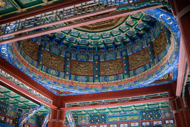 高颜值担当，唯卓仕 23mm &amp; 33mm EOS-M版