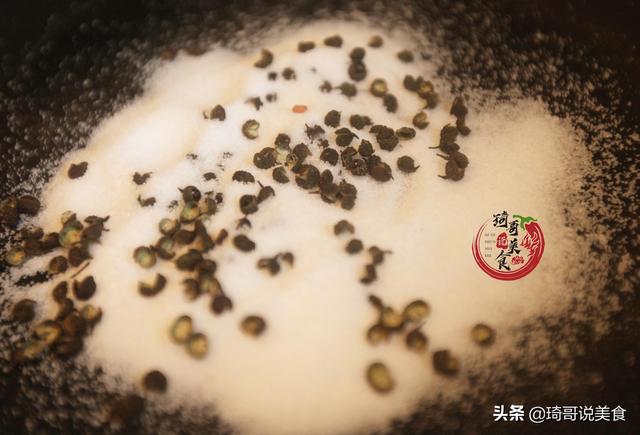 腌腊肉时，别用烟熏了，多加“这味料”，腊肉保存久，咸香味道好