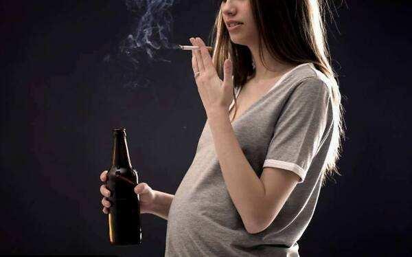 #超级宝妈#孕期最怕的“4件事”，孕妈妈最好不要做，否则影响胎儿健康