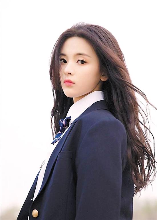 东北网@杨超越：我没电了，却不知去哪充