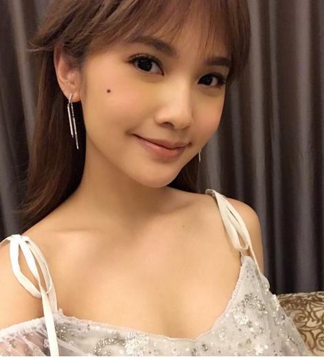 如果心有颜色|脸上有痣的四位女明星，杨丞琳的最明显，刘诗诗的很难看出来