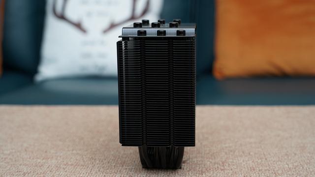 AMD ZEN3有多牛？看完这台5800X打造的主机就知道了