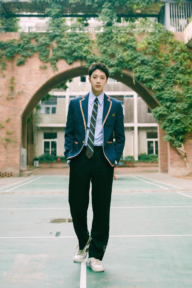 不明白小姐|鹿晗、杨幂、任嘉伦、罗云熙、赖冠霖