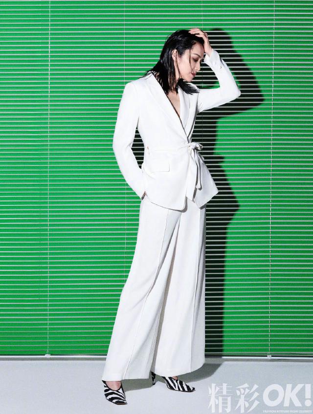 湿发烟熏妆 姚晨尽显硬朗御姐气场|环球网