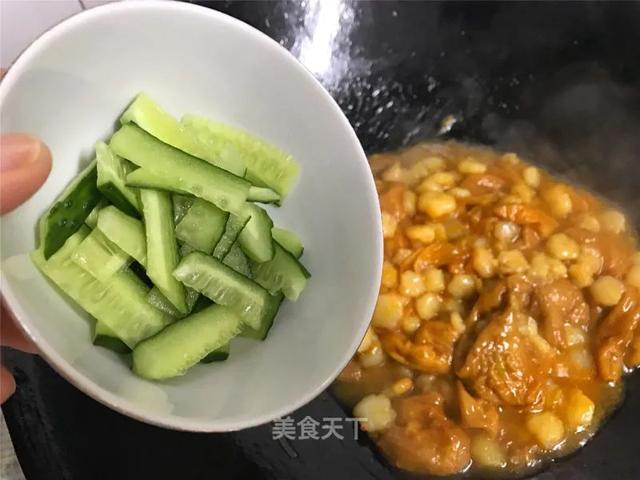 干饭人超爱的油面筋做法！软嫩有韧劲，咬一口就会爆汁！超下饭