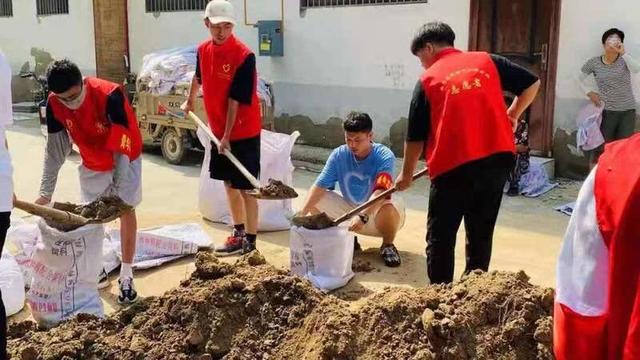 志愿者|一线救灾时收到录取通知书，清华喊话这位志愿者：“在清华等你”