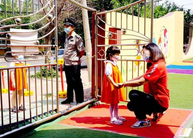 盈袖兰香|萌娃归来 复园第一天充满仪式感