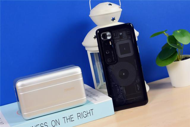 国产充电宝评测：26800毫安，100W功率，能上飞机吗？