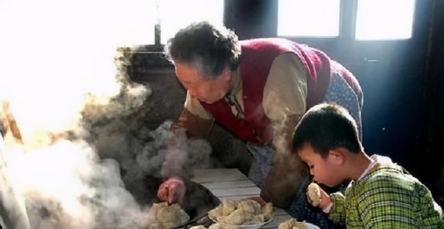 害了很多孩子的“毒饺子”，很多家长还在喂给孩子，当心爱成了害