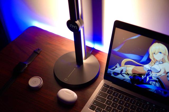 用光照亮书桌，让努力践行梦想，几光智能护眼台灯体验评测