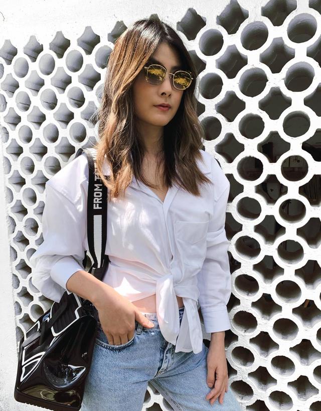 最时尚46岁陈慧琳真是“不老女神”,穿粉色长裙梳低马尾,别有一番风味