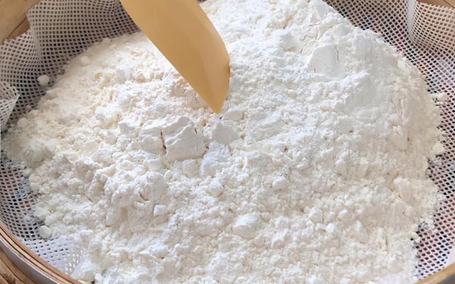 农家人都爱吃的油茶面，富含多种粗粮坚果，开水一冲，简单又营养