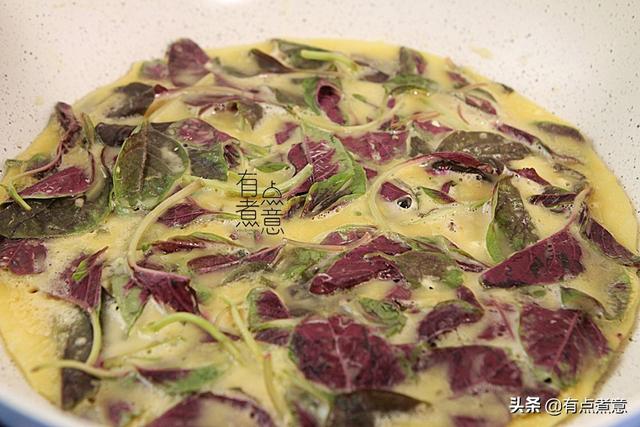 超级宝妈@春天孩子长高季，用这菜做成早餐饼，比喝牛奶强，不懂吃可惜了