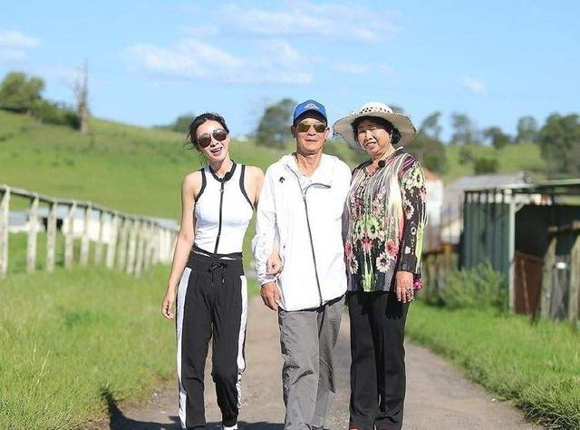 资讯早知道：大鹏和柳岩捆绑营销10年，谁笑到了最后？