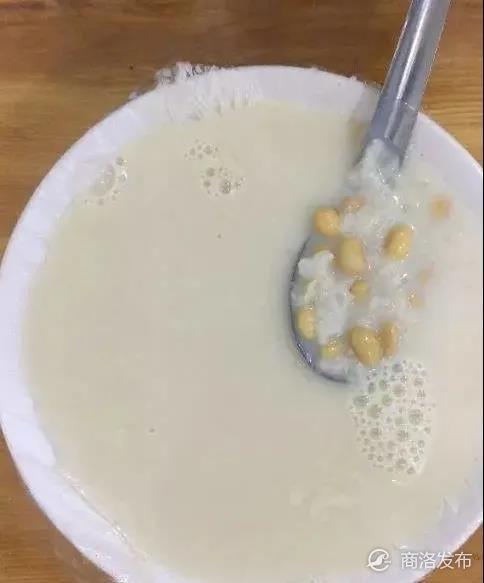 舌尖上的商洛｜阴冷天里，商洛人最需要滚烫的豆面汤来暖胃