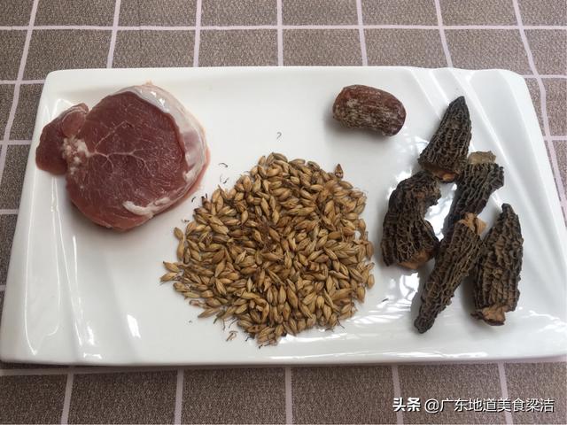 [超级宝妈]广东靓汤羊肚菌炖瘦肉味道鲜香，小孩多喝身体棒，我的育儿日记