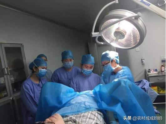 #你的育儿经#产妇生孩子没能了解行话，询问医生后尴尬了，现在想想还好笑
