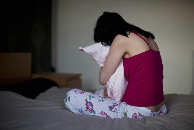「画说育儿」选择丈夫陪产的宝妈，如今过得怎样？满满全是心酸，和想象不一样