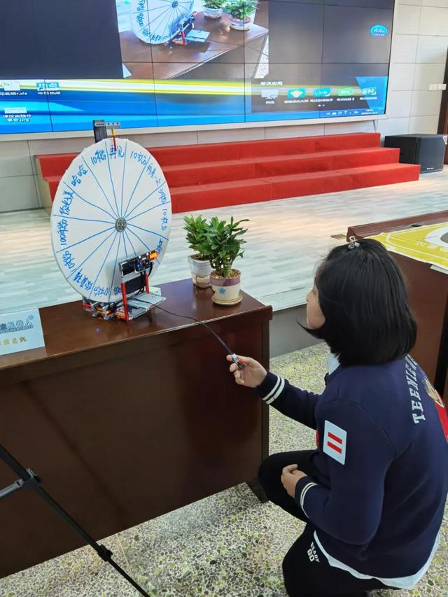 满满黑科技！晋安这所小学举行校园科技节活动