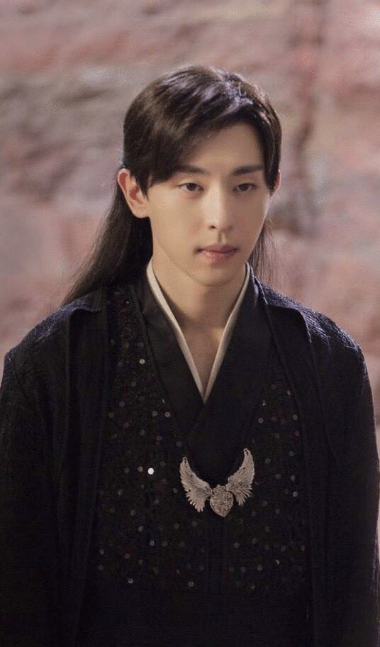 任嘉伦古装现代装差别大？那是因为你还没见过他们几个！影视交流地