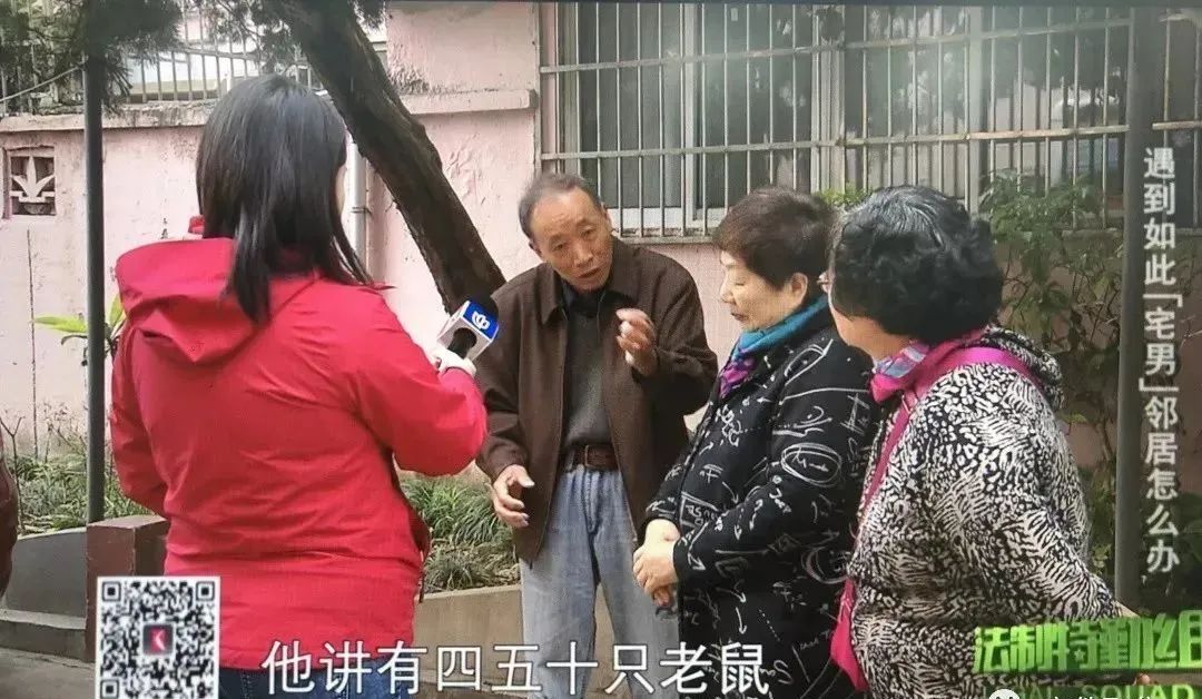 暖先生格调▲蔡少芬狠心逼6岁女儿下厨，竟遭上万网友谩骂：为什么让孩子做饭，我想这才是最完美的答案