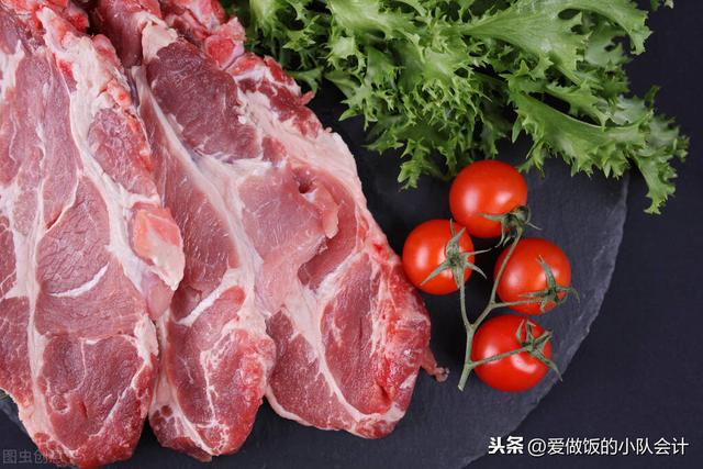 新年包饺子，用猪肉哪个部位好？很多人都选错，难怪不嫩没有汁