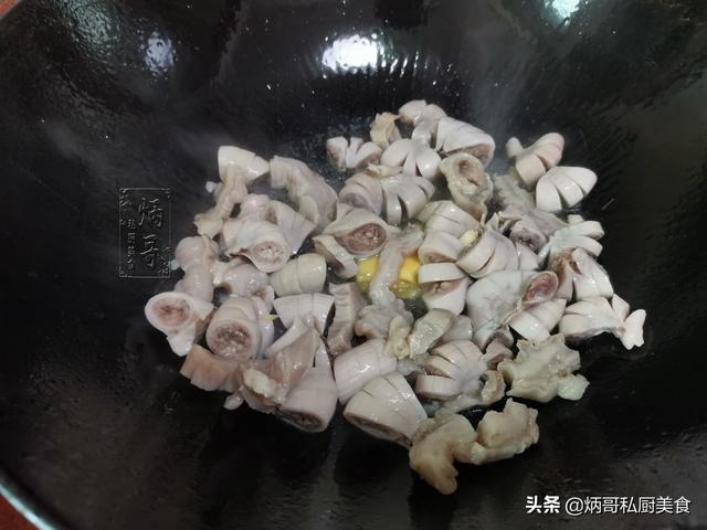 脆肠不是肠，脆嫩可口特好吃，知道是猪的哪个部位吗？你还敢吃吗