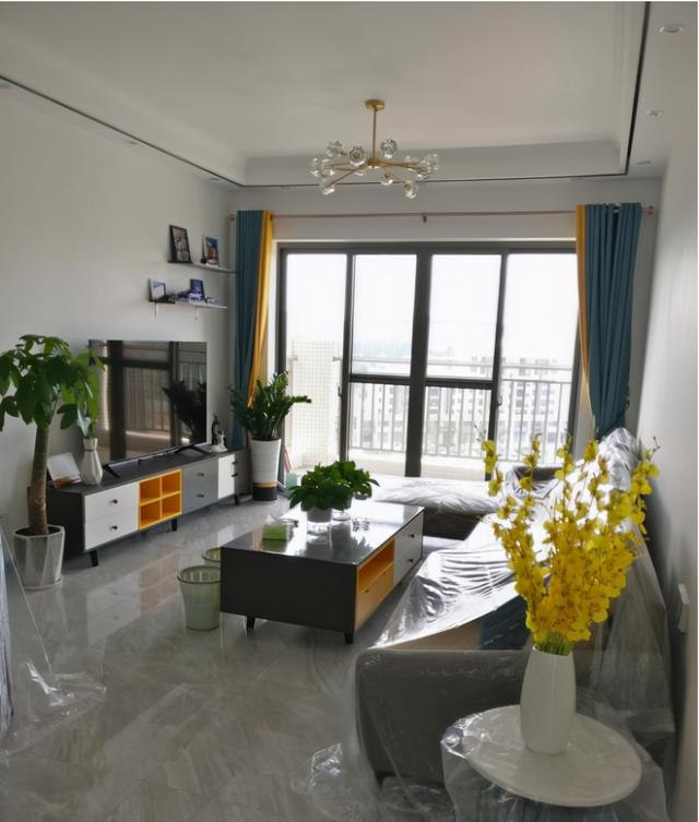 110平简装新房完工，入户花园超大，全屋简约装修十分温馨大气