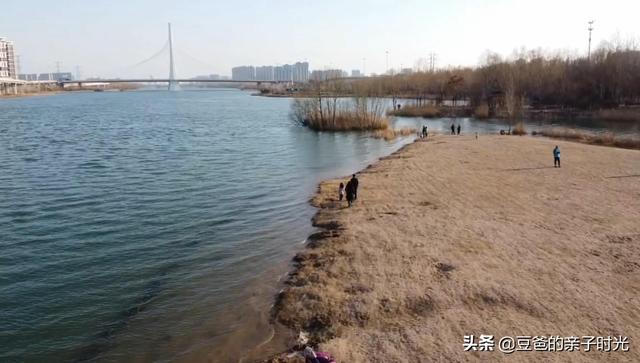 导航定位【太山景区停车场】 2,湿地公园 属于汾河公园的一部分,位于