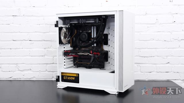 Thermaltake 挑战者H6机箱评测：秀外慧中