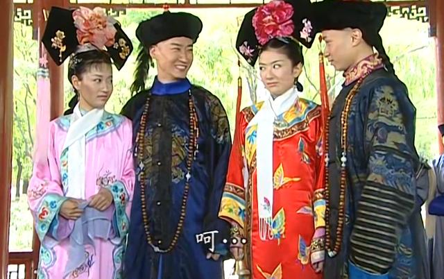 月影浓|《还珠3》小燕子和紫薇17年再聚首，与当年对比，紫薇变化挺大