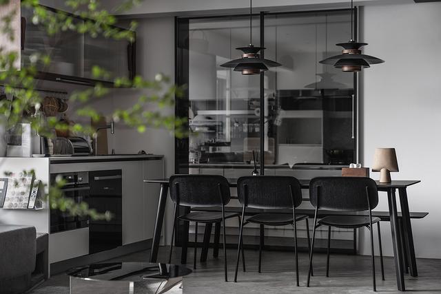 143平米的房这样装修，空间大了1倍，装修只花了17万