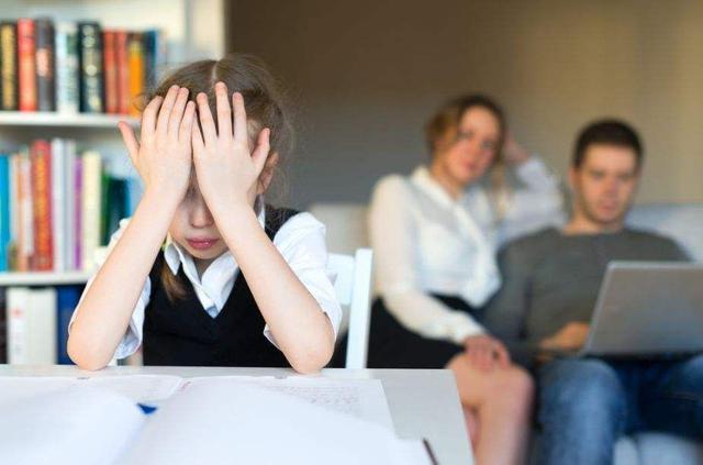 「超级宝妈」孩子调皮捣蛋？管教孩子时应避开这3个时间段，家长要有这个常识