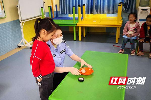 红网株洲站|株洲云龙交警：开展体验式教育 让孩子们在“玩中学”