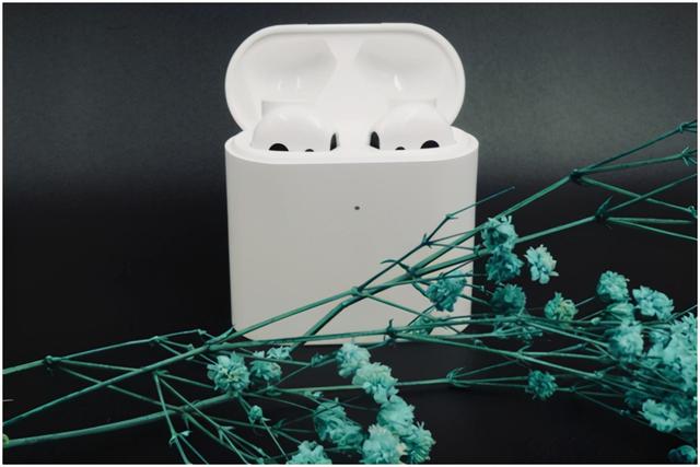 金耳朵评测：399元，还支持无线充电的小米Air 2S