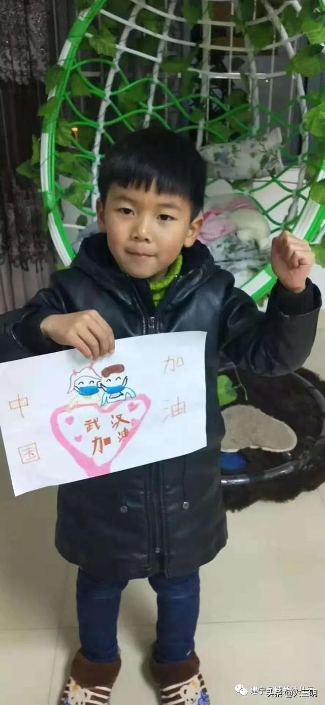 #你的育儿经#共抗疫情,爱国力行—建宁县城关幼儿园爱国教育主题活动