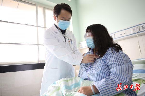 长江日报■不能忍了！宅家两月胖了30多斤 ，26岁宜昌宝妈来汉手术减肥