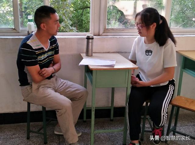 『你的育儿经』家长怒斥老师（1+3）×2=8为何错，老师解释后，网友：好严谨
