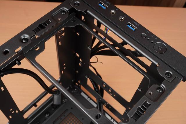 好久没有遇到令人心情澎湃的机箱了，先马趣造双平台搭建（上篇）