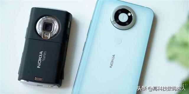 诺基亚N95重现？80后的消费者是否会为“爷青回”买单吗？