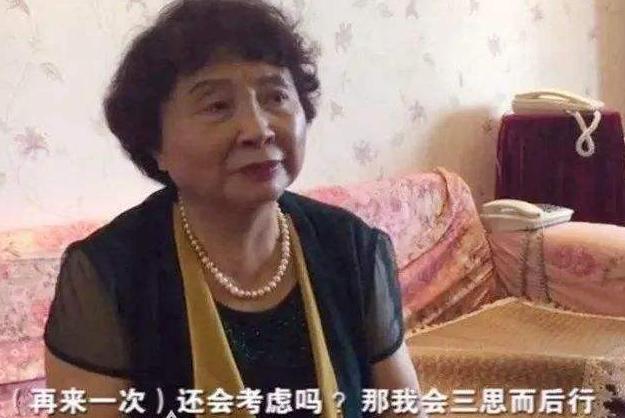 超级宝妈|都是超高龄产子，盛海琳后悔了田女士却没有，三大原因很现实