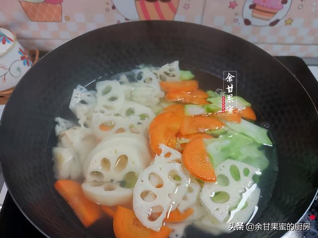 家常，蔬菜与五花肉，炒一炒出锅，咸鲜味美