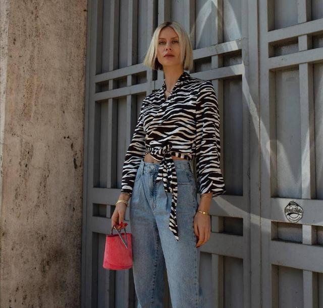 时尚探究社超时尚的短发网红教你穿搭，优雅修身的欧美风，给你不一样的魅力