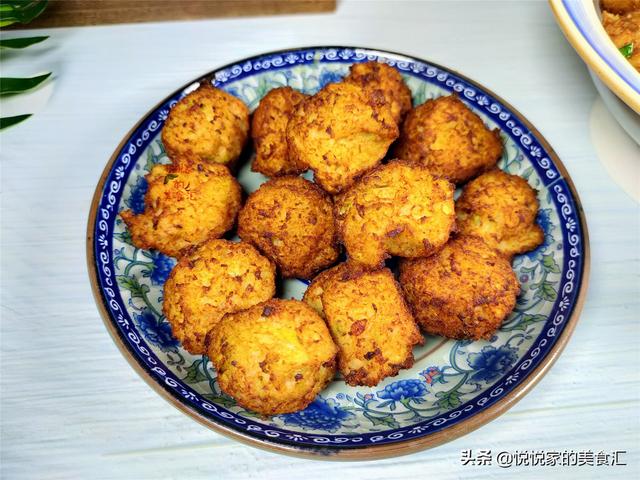 炸萝卜丸子，不加水不加面粉，教您1个简单方法，鲜香酥脆吃不腻