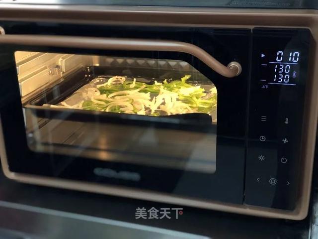 自制家庭版披萨，真材实料，好吃又健康！一点不比餐厅卖的差