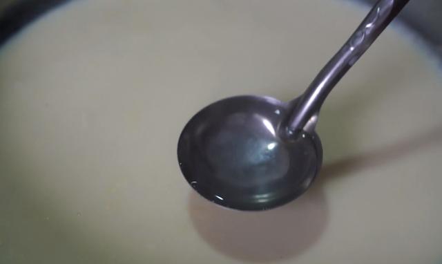 教你在家自制豆腐，不用卤水和内酯，纯绿色无添加，比买的还好吃