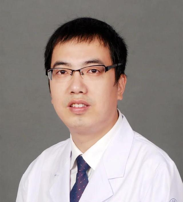超级宝妈|孩子总爱挤眉弄眼？这可能不是可爱，是一种病