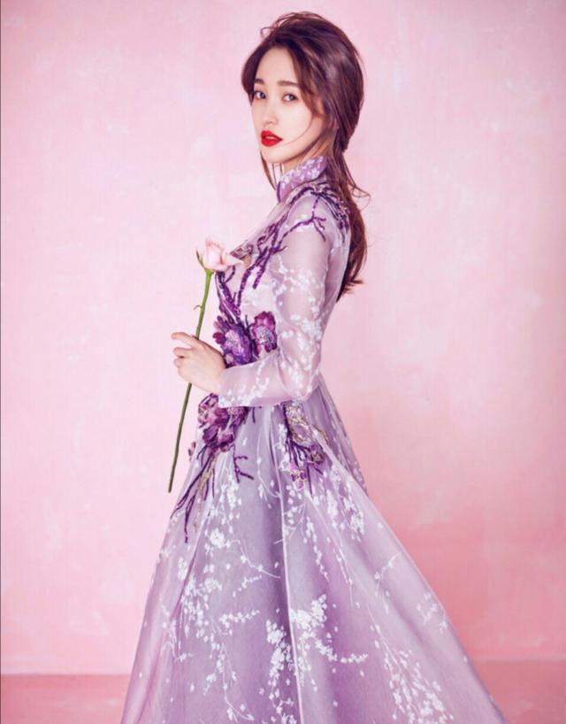 萌萌的小丸子|亲切励志的好阿姨?曾经的国民女神金莎-蓝菲琳怎么沦落至此?