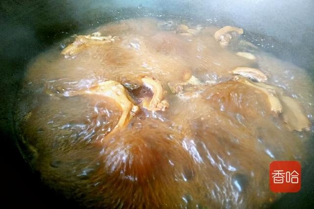 鸭掌这样做太香了，口感嫩滑香醇，一次一盘也不够吃