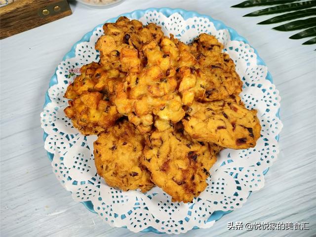 湖南人吃红薯糍粑，最爱加把香葱这样做，满满全是料，比放糖还甜